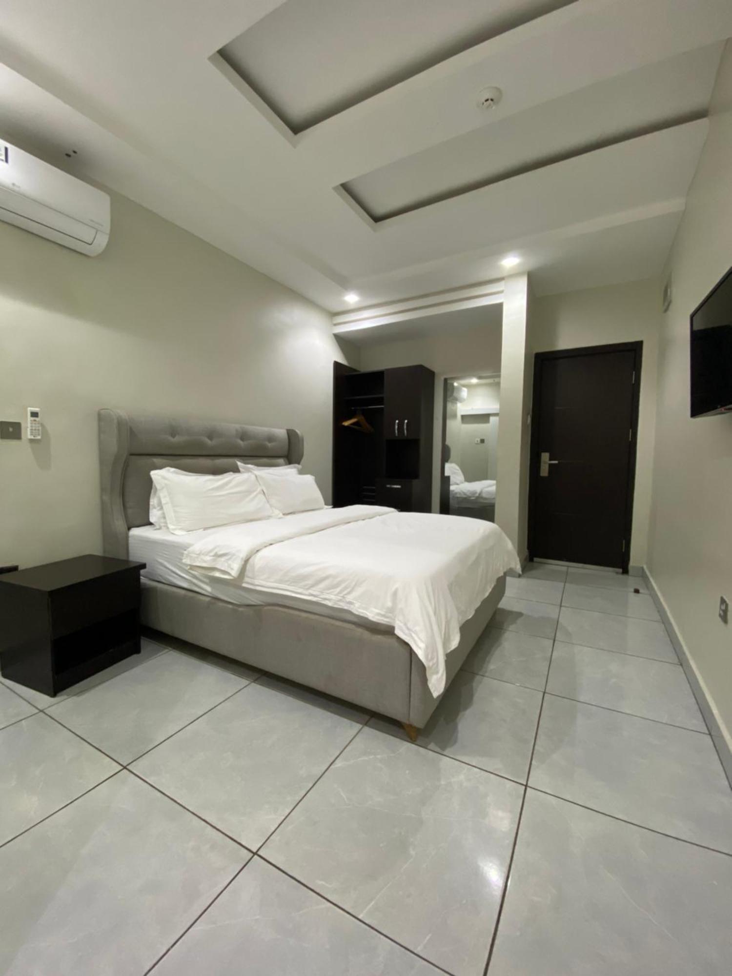 Emmaag Hotel, อิบาดัน ภายนอก รูปภาพ
